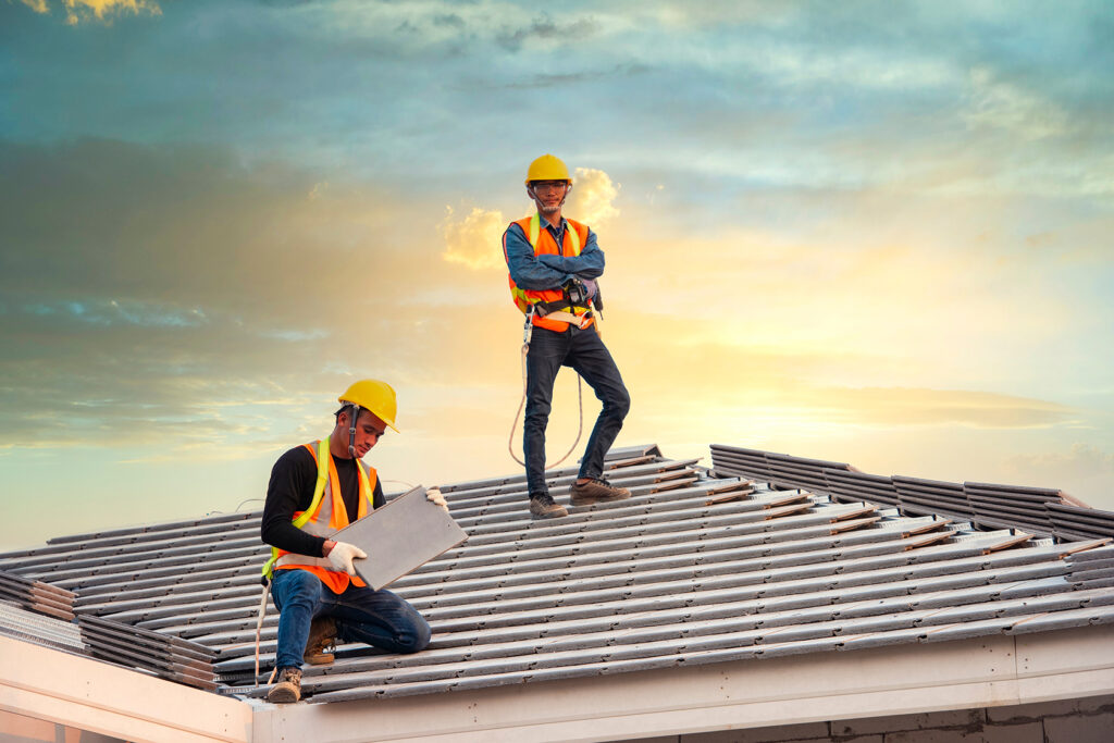 Why you should hire the professional roofer